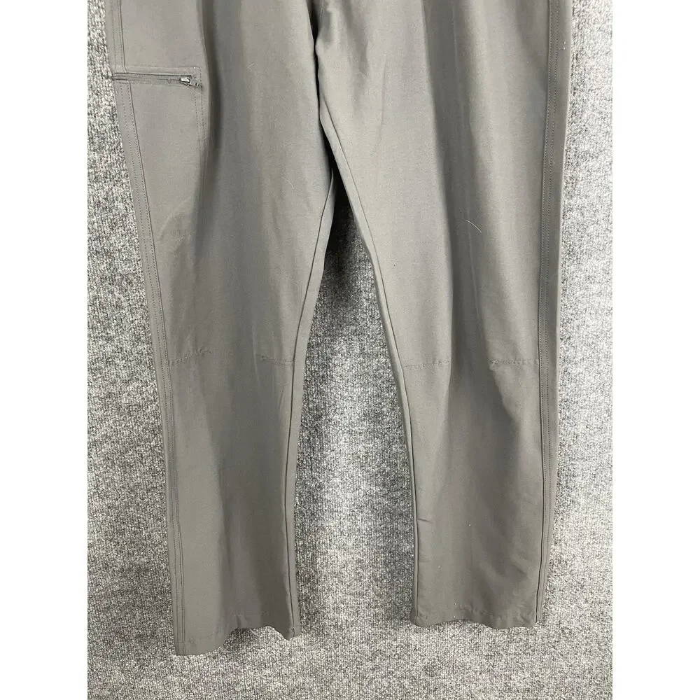 Pacific Outfitters Men's Regular Fit Gray Nylon Blend Pants 36x32‎